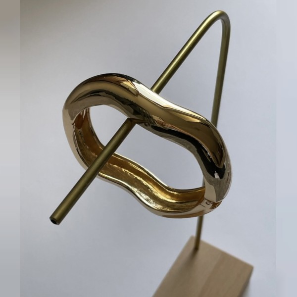 ÖZEL SERİ ASİMETRİK DESEN MARKA MUADİLİ KELEPÇE