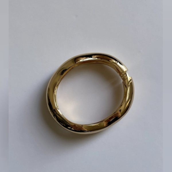 ÖZEL SERİ ASİMETRİK DESEN MARKA MUADİLİ KELEPÇE