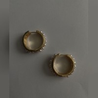 İNCİLİ GOLD ORTA BOY HALKA KÜPE