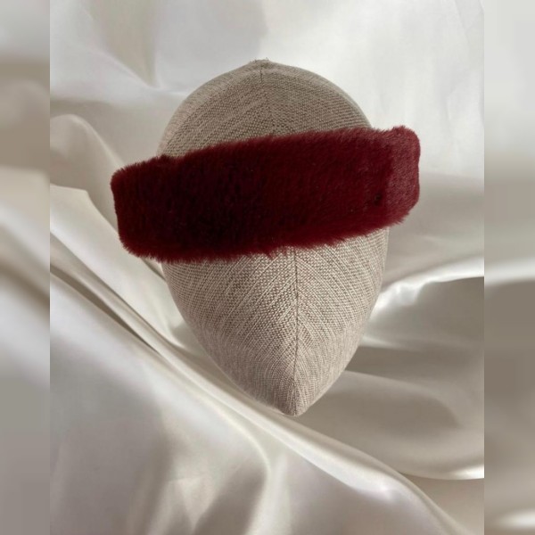 PELUŞ TAÇ